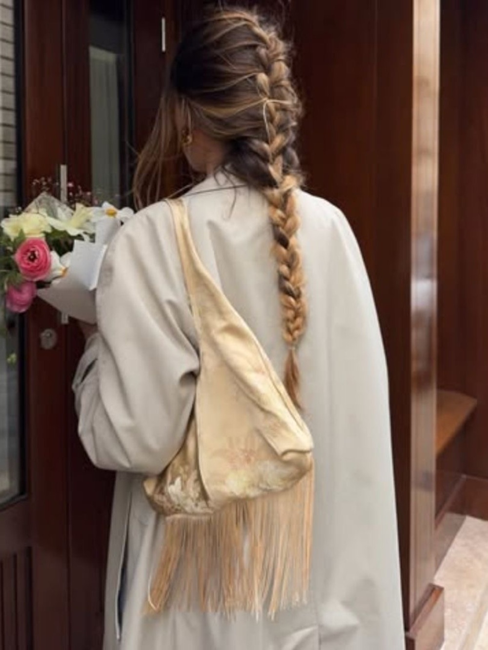Marlène Rougier brocade satin purse with fringe - Picture 2 of 5